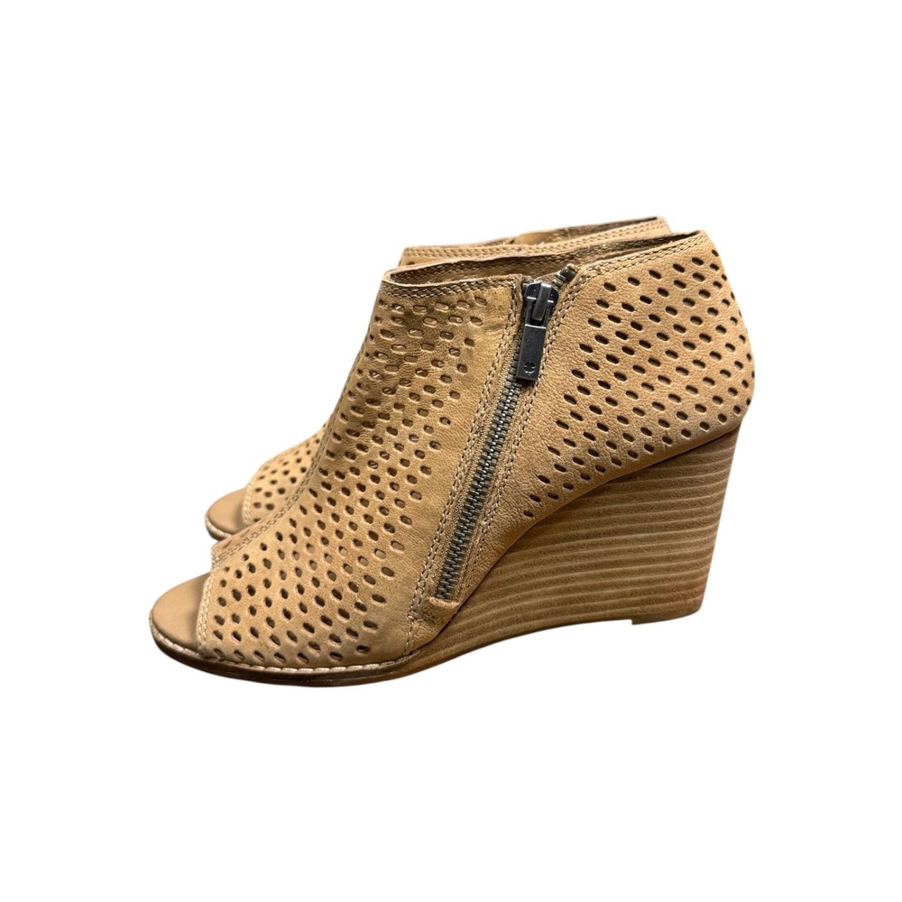 Lucky Brand Jazspur Tan Leather Perforated Peep Toe Wedge Booties 7.5M